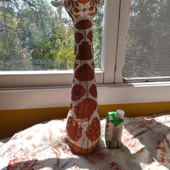 Beaded & Handcrafted Giraffe Head - Picture 10 of 10